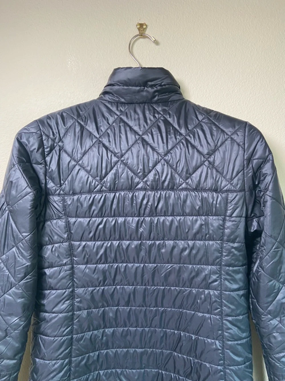 Patagonia Quilted Insulated Coat - Picture 5 of 8